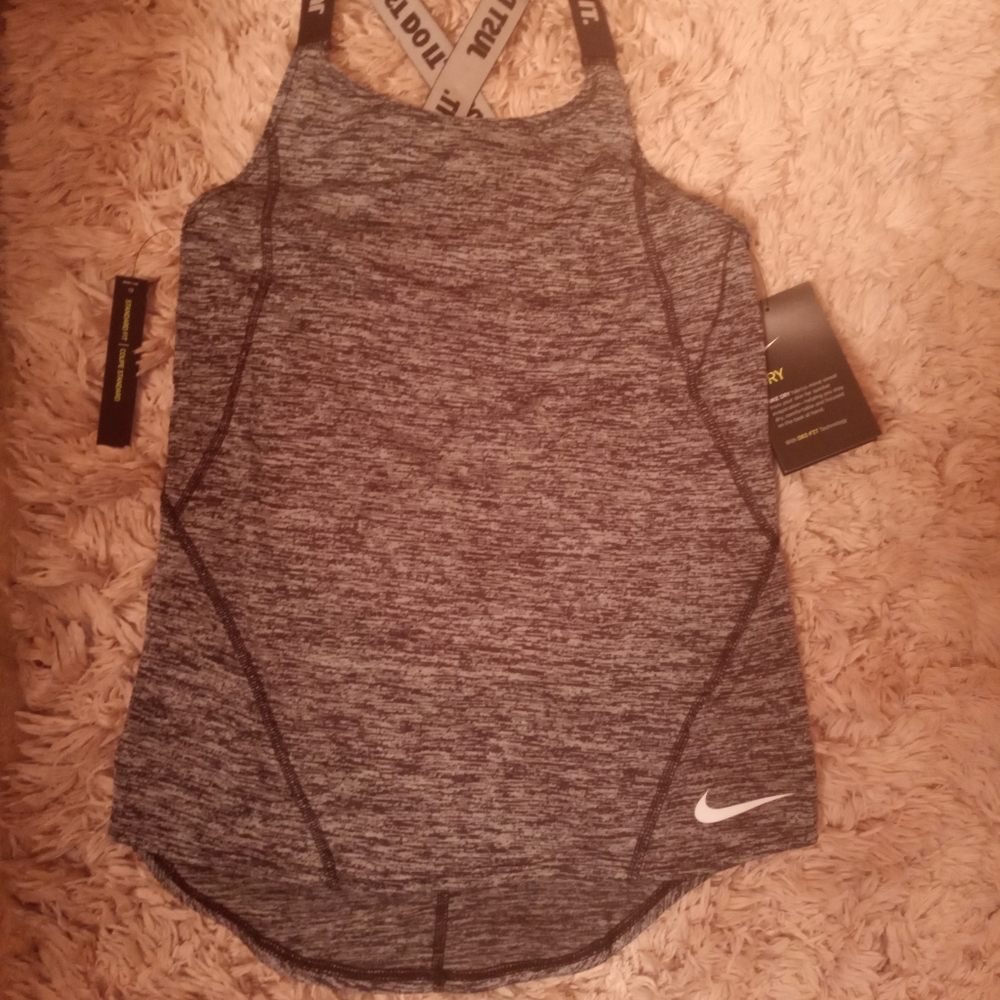 NWT Nike Fit Tank Top FINAL PRICE